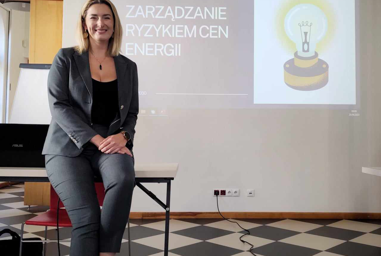 Zarządzanie ryzykiem cen energii - Magdalena Szpanowska